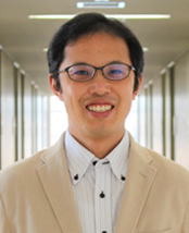 平尾 智隆 氏